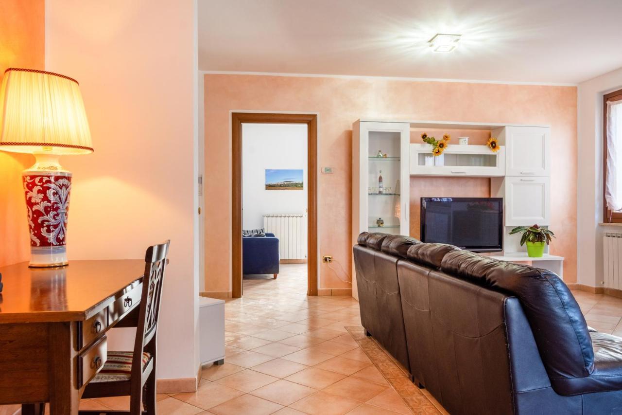 באסטיה אומברה Casa Del Giardino Bright Apartment מראה חיצוני תמונה