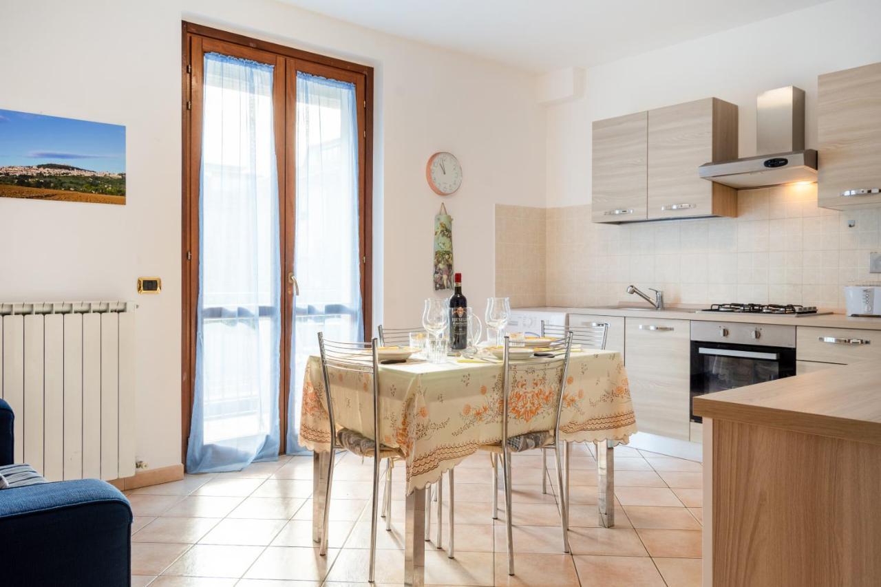 באסטיה אומברה Casa Del Giardino Bright Apartment מראה חיצוני תמונה